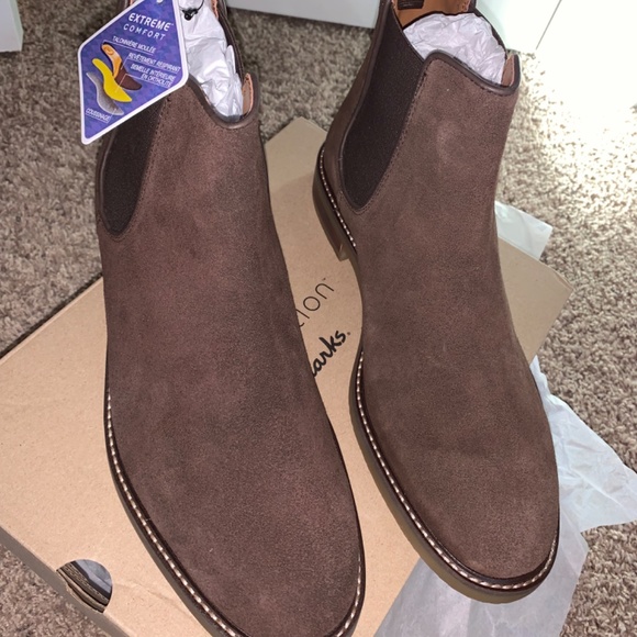 NIB- Clark’s suede boots men’s size 11 comfy memory foam brand name boots - Picture 3 of 8